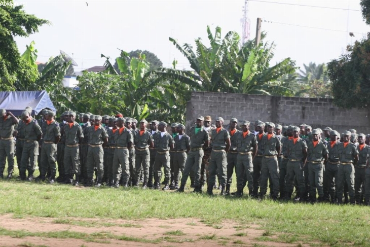 Efa- 130 officiers promus, sous-lieutenants et lieutenants